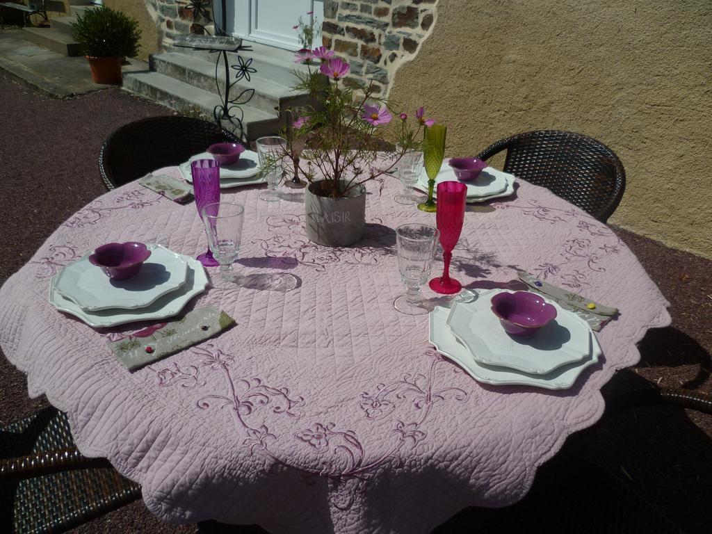 Domloup La Metairie Bed & Breakfast エクステリア 写真