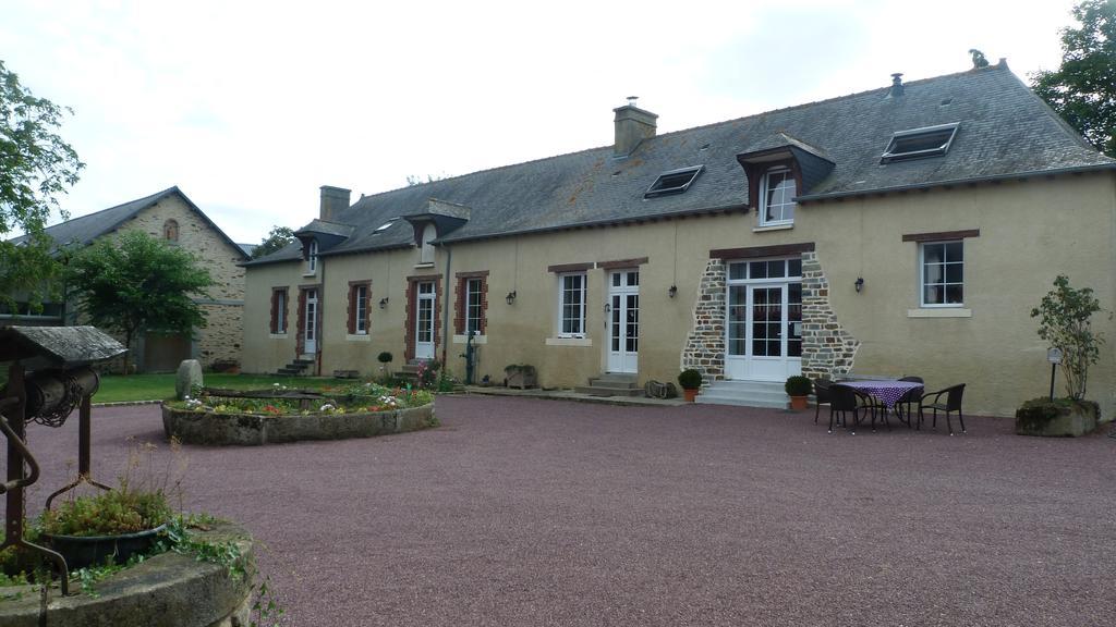 Domloup La Metairie Bed & Breakfast エクステリア 写真